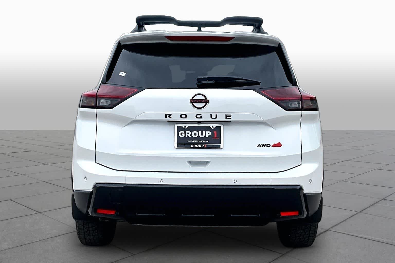 New 2026 Everest White Pearl TriCoat Nissan Rock Creek image 4