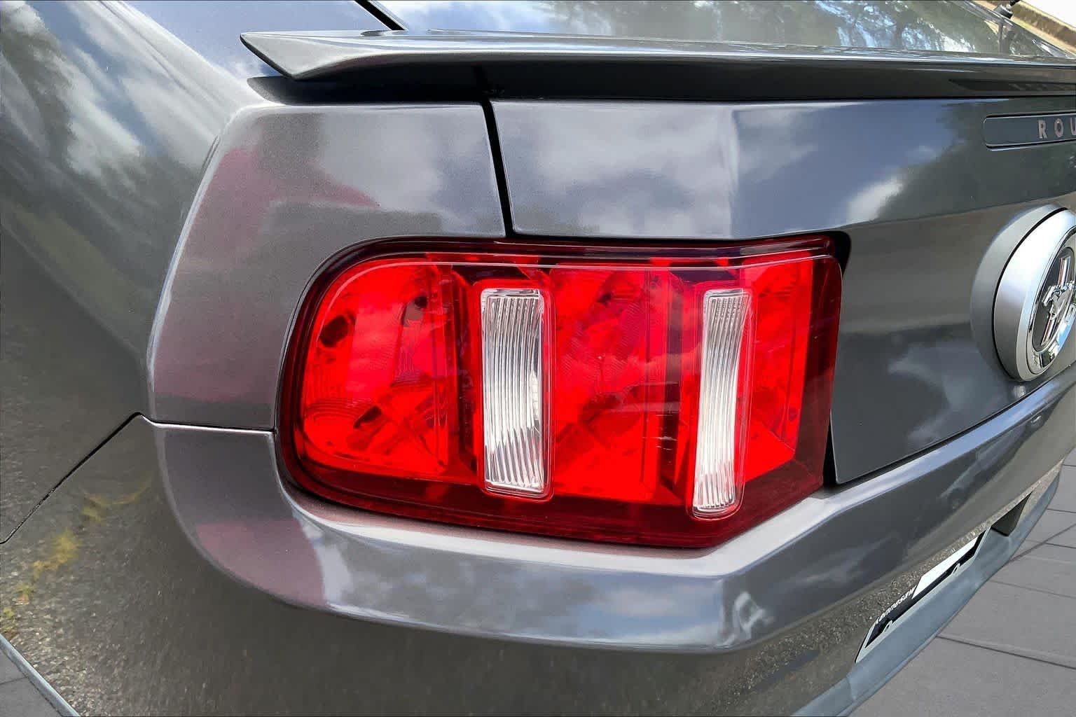 Used 2011 Sterling Gray Clearcoat Metallic Ford V6 image 24