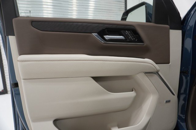 2026 GMC Yukon Denali - Photo 16