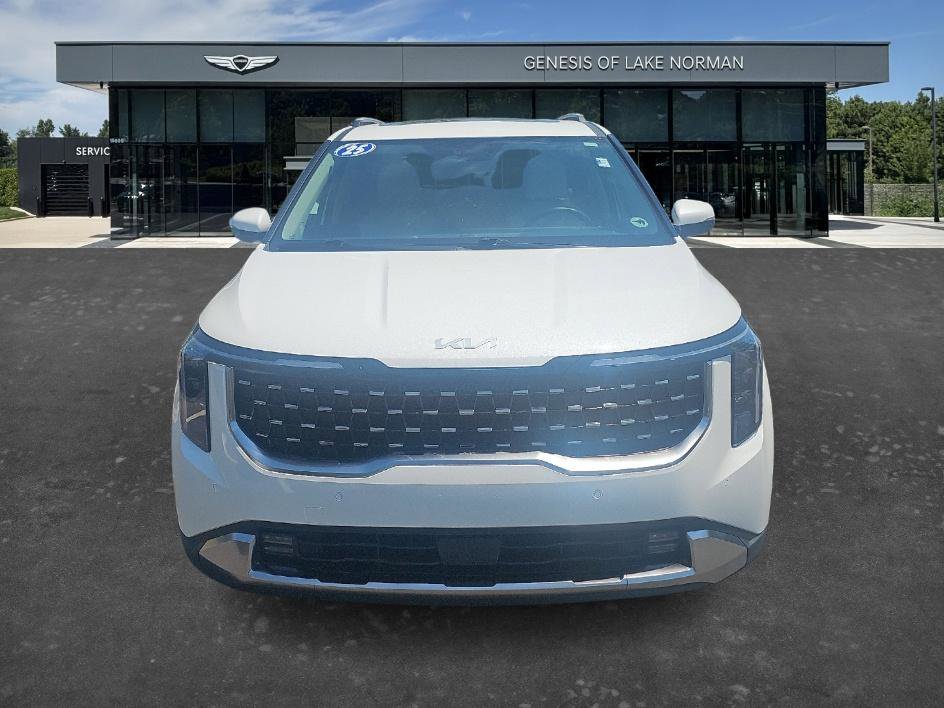 Used 2025 Snow White Pearl Kia SX image 2
