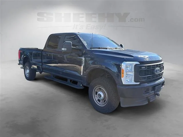 Used 2023 Blue Ford  image 2