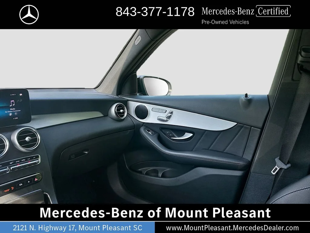 Used 2022 Gray Mercedes-Benz GLC 300 image 23