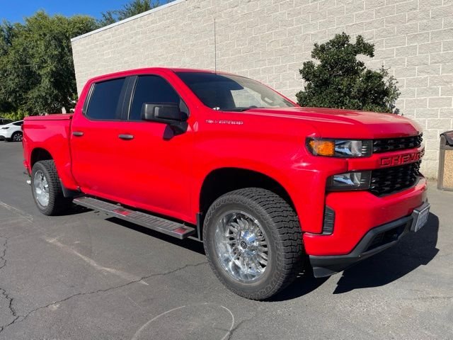 Used 2020 Red Chevrolet Custom image 1