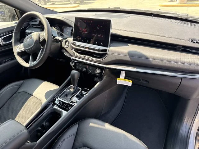 New 2026 Silver Jeep Latitude image 14