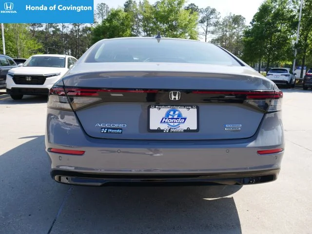New 2026 Urban Gray Pearl Honda Touring Hybrid image 4