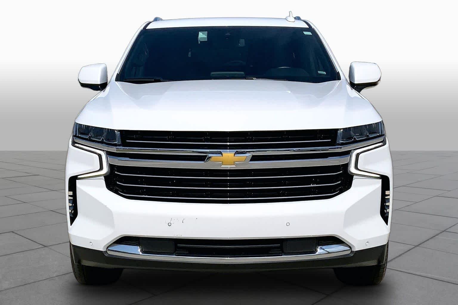 Used 2024 Summit White Chevrolet LT image 4