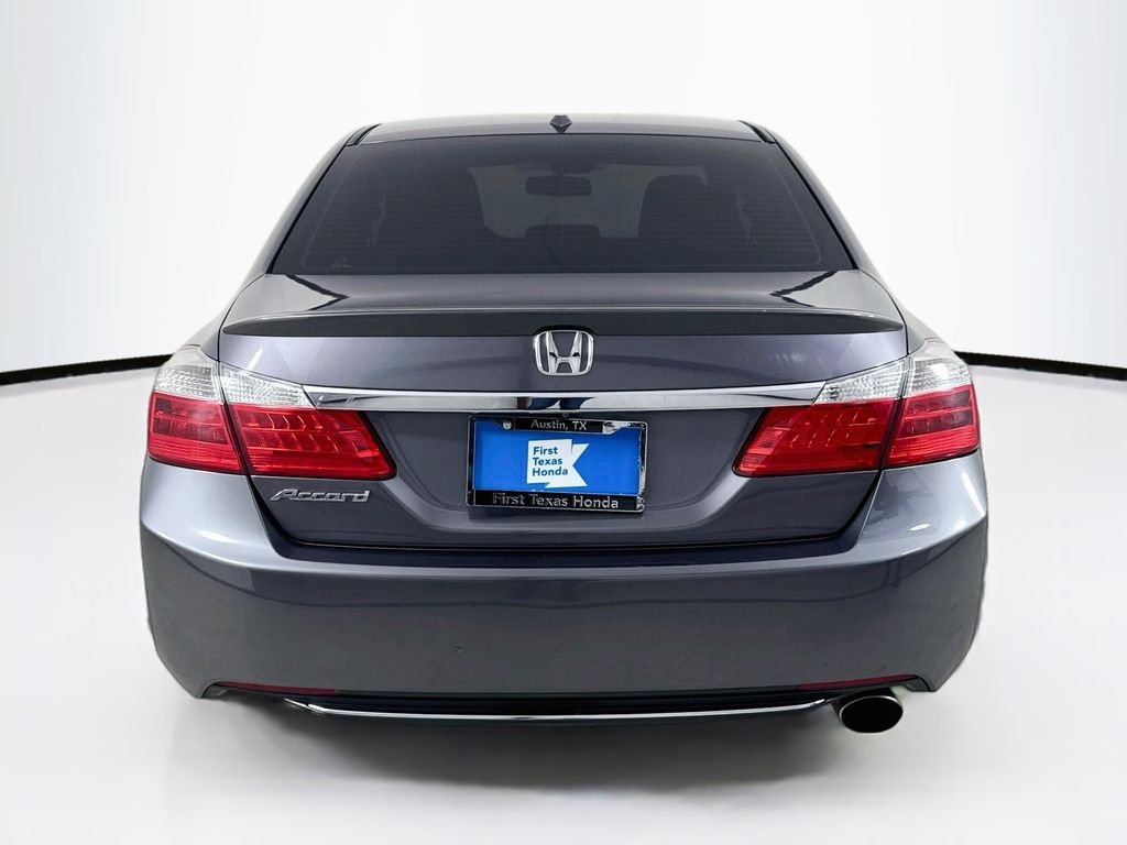 Used 2015 Gray Honda EX-L image 6