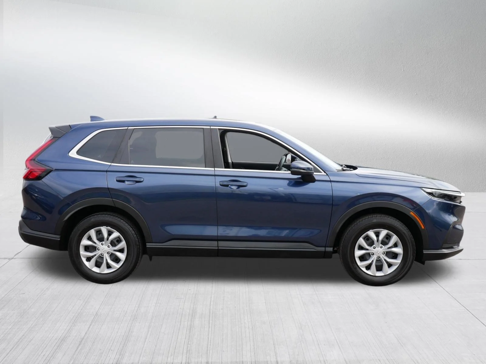 2024 Honda CR-V LX - Photo 8