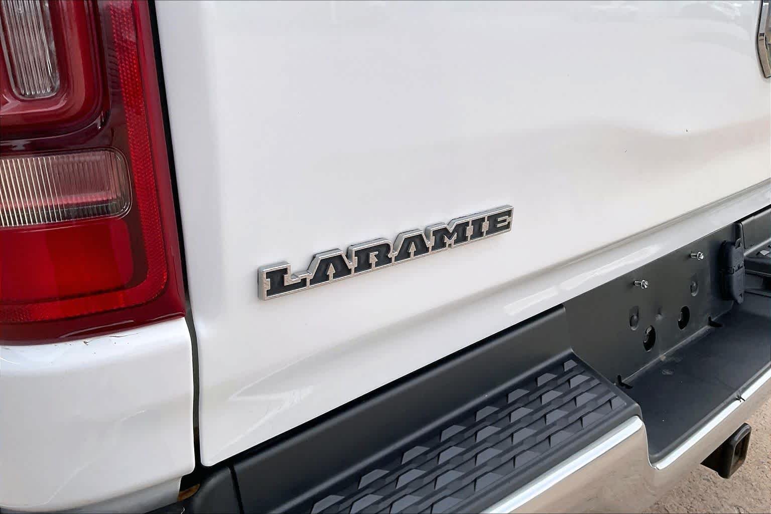 Used 2022 Bright White Clearcoat Ram Laramie image 27