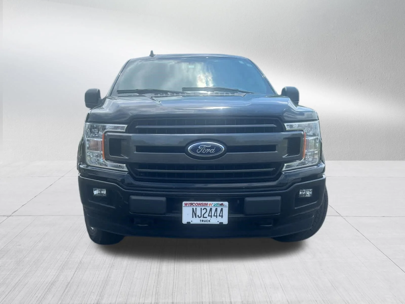 Certified Used 2018 Shadow Black Ford XLT image 2