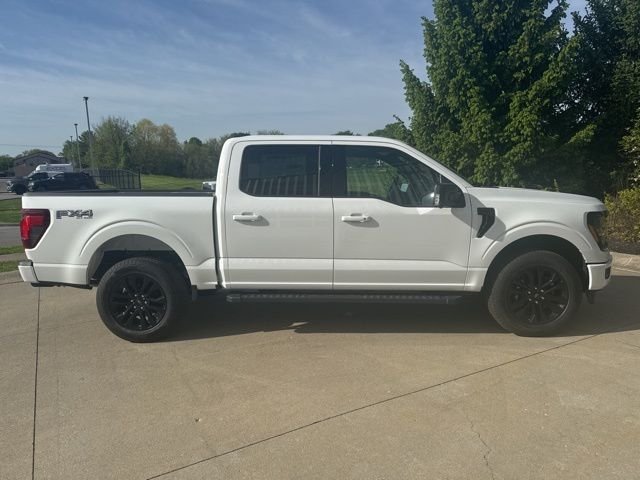 New 2026 Oxford White Ford XLT image 3