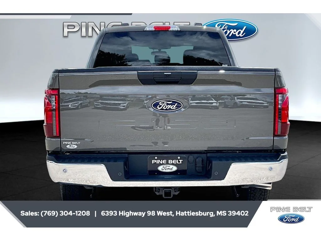 New 2026 Marsh Gray Ford XLT image 4