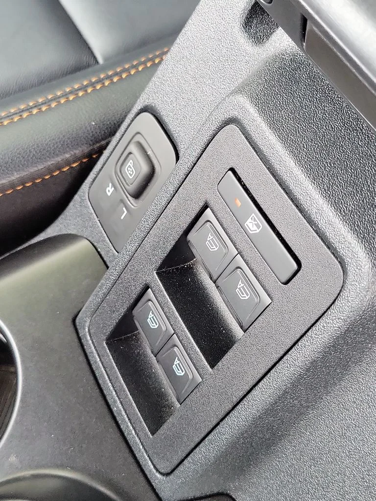Used 2023 Gray Ford Badlands image 42
