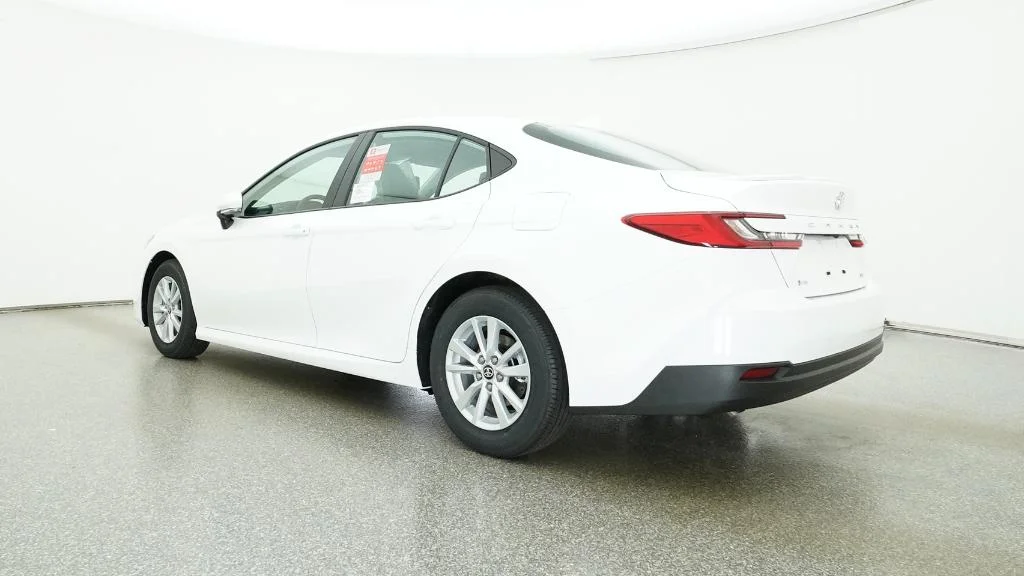 New 2026 Ice Cap Toyota LE image 35