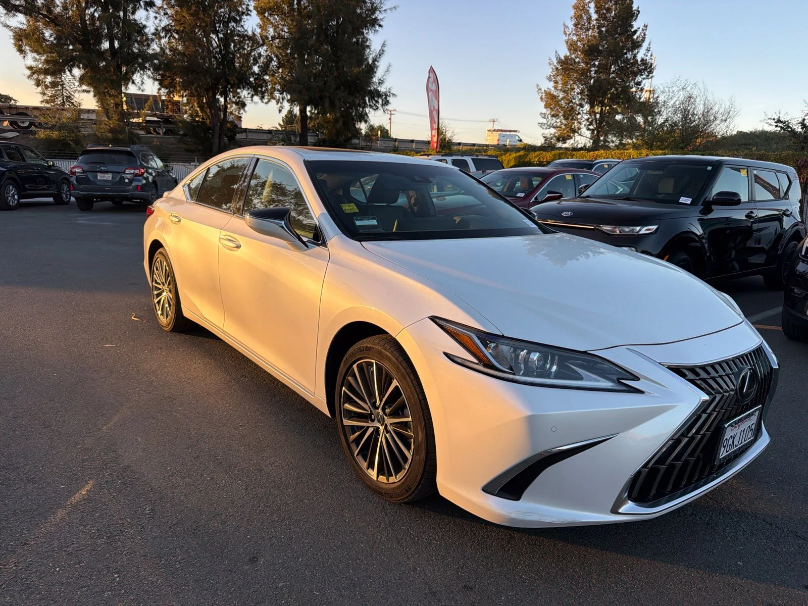 Used 2023 White Pearl Lexus 300h image 2
