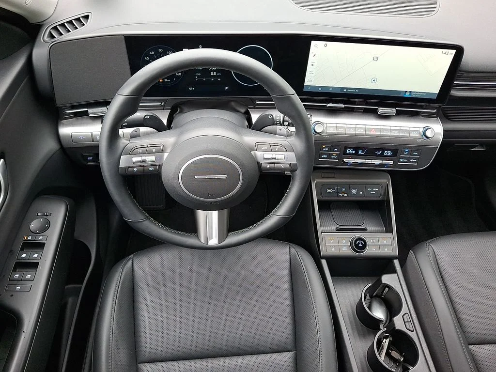2024 Hyundai Kona Limited - Photo 11