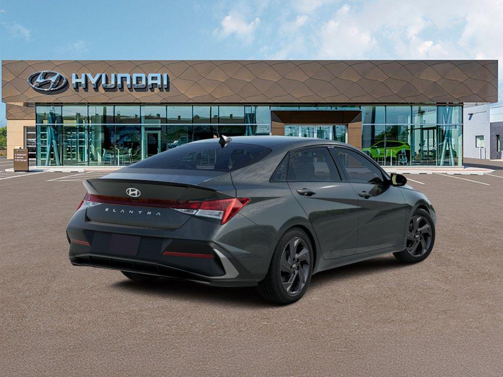 New 2026 Gray Hyundai SEL Sport Plus image 5