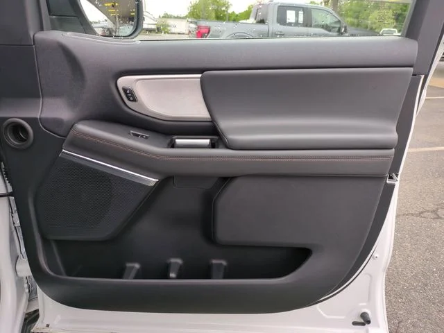 Used 2025 White Ford Active image 33