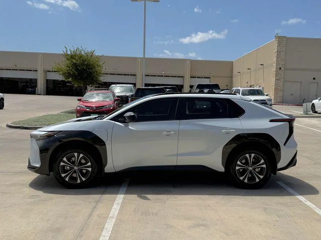 Certified Used 2024 WIND CHILL PEARL Toyota XLE image 42