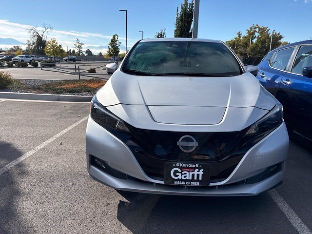 Used 2025 Brilliant Silver Metallic Nissan SV PLUS image 4