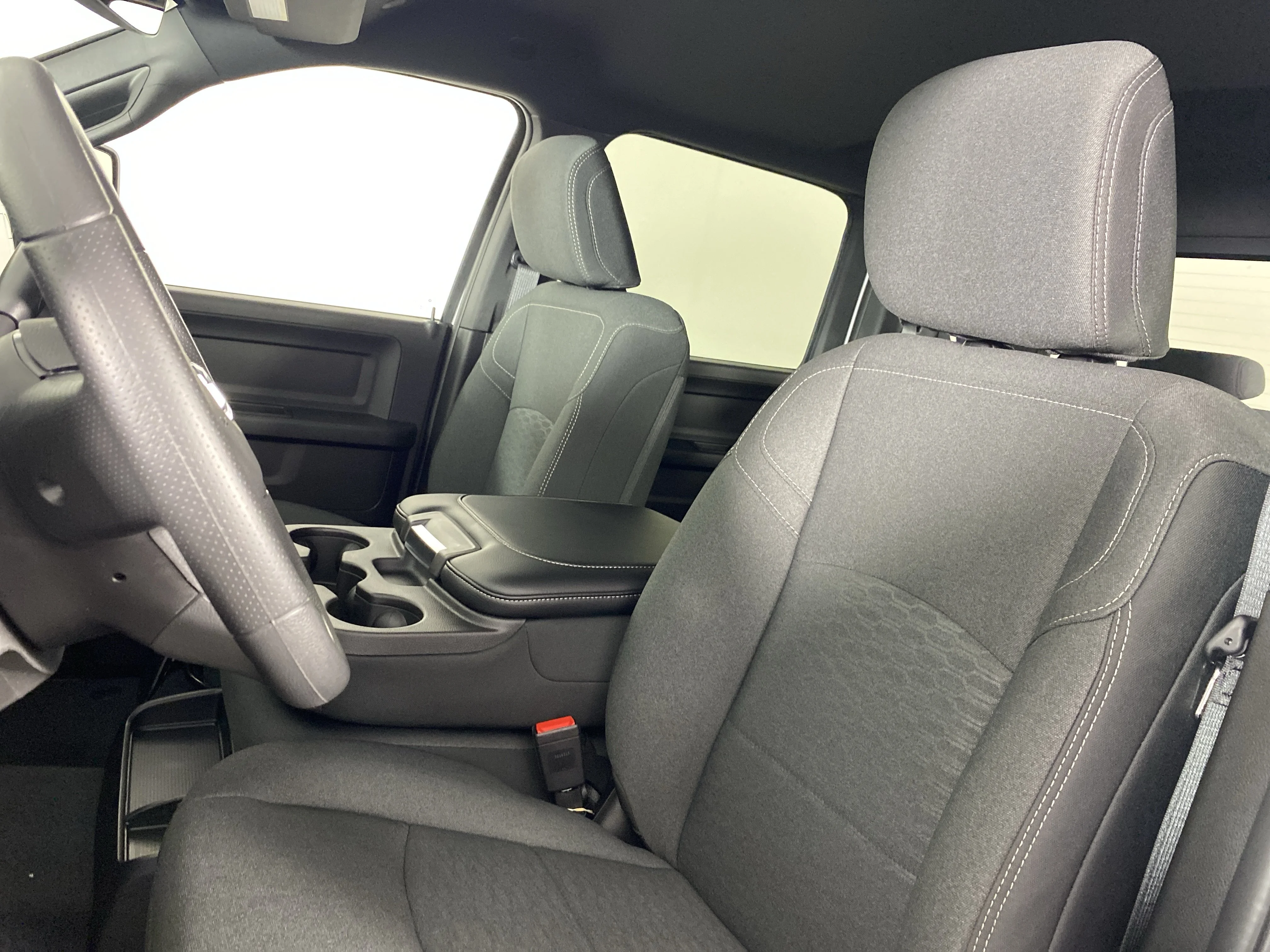 New 2026 Bright White Clearcoat RAM Tradesman image 13