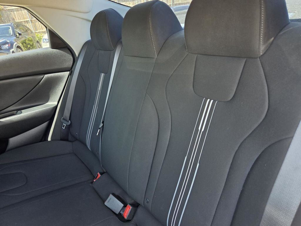 Used 2024 Blue Hyundai SEL image 11