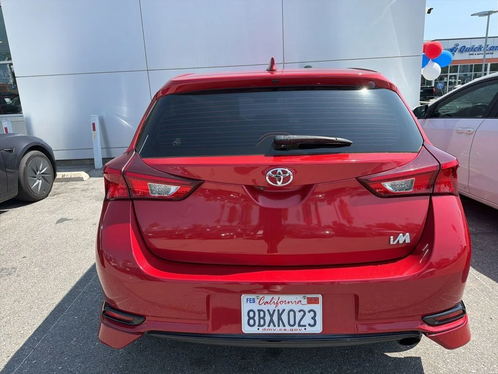 Certified Used 2018 Red Toyota Base image 9
