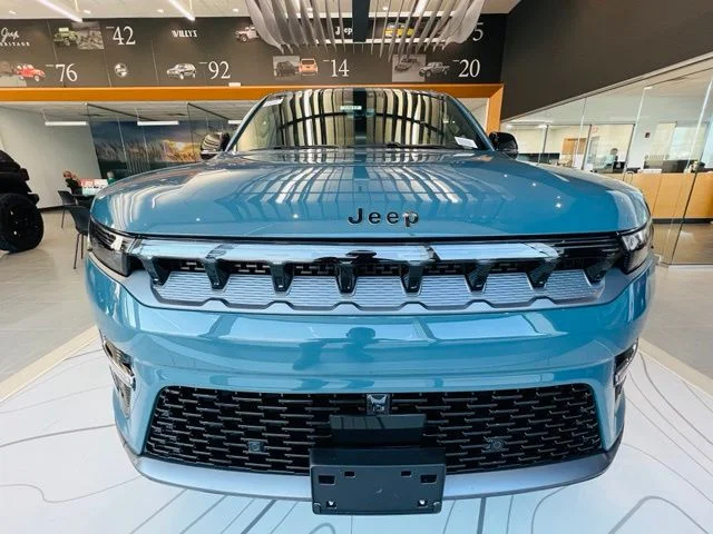 New 2026 Steel Blue Exterior Paint Jeep Summit Obsidian image 2