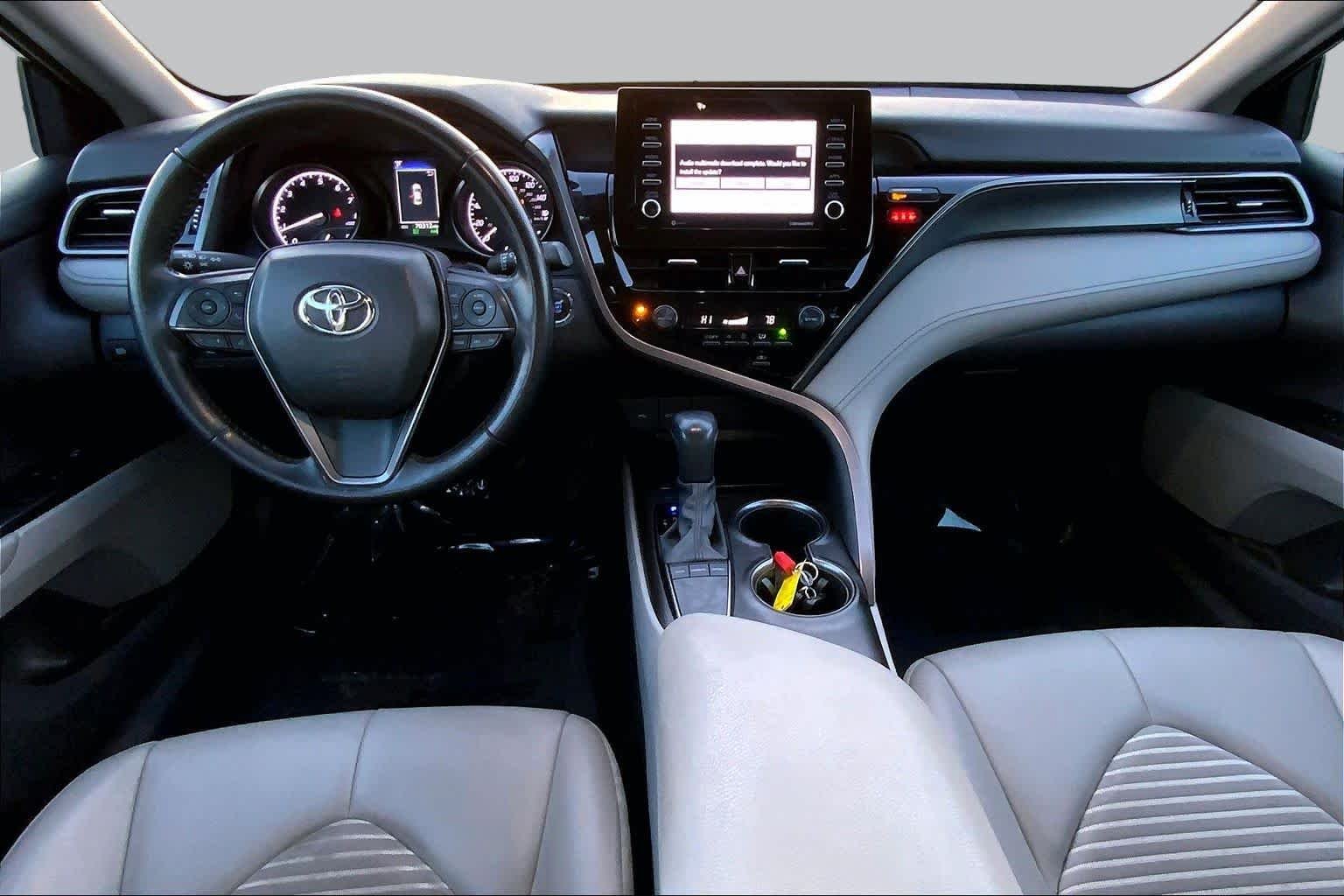 Used 2022 BLUE Toyota SE image 15