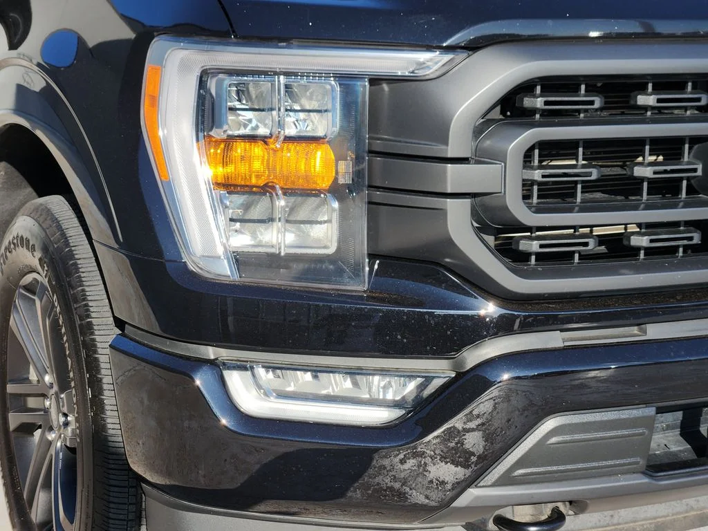 Used 2022 Agate Black Metallic Ford XLT image 10
