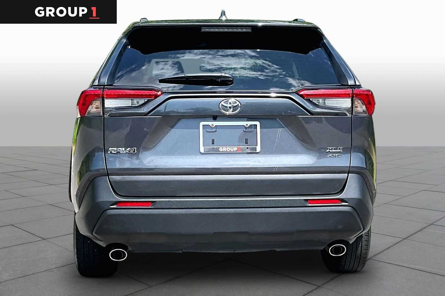Used 2024 Magnetic Gray Metallic Toyota XLE image 5