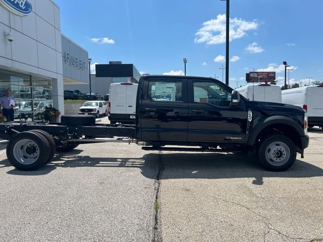 New 2026 Agate Black Metallic Ford F-550® XL image 8
