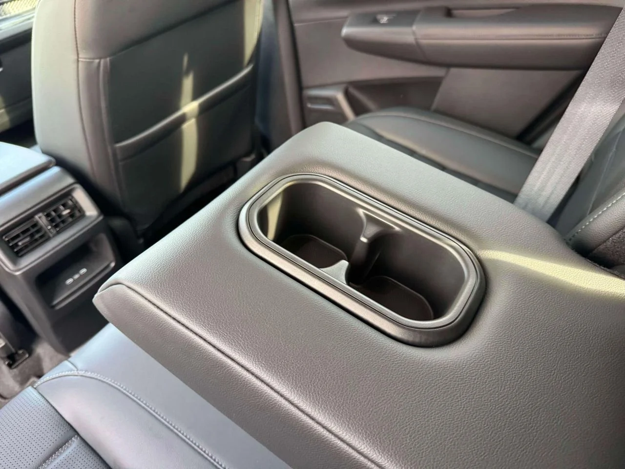 2024 Honda CR-V EX-L - Photo 17