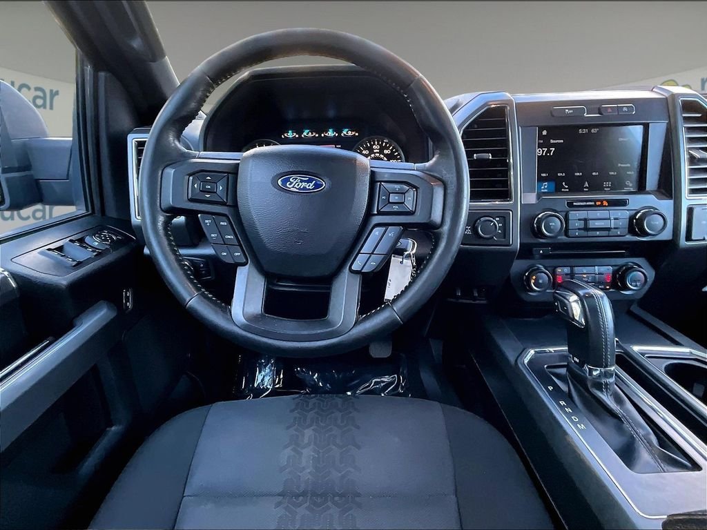 Used 2018 Lightning Blue Ford XLT image 17