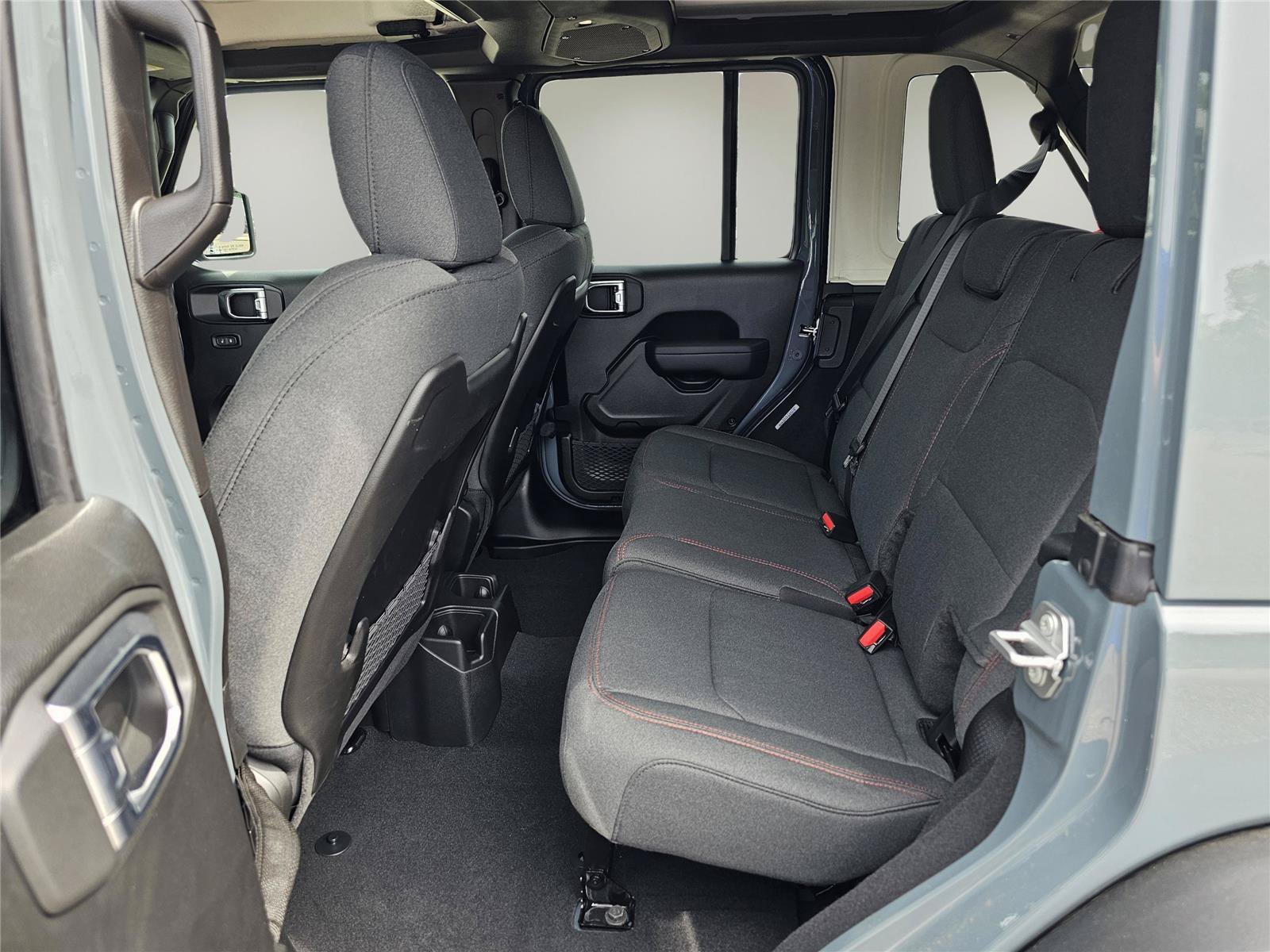 2025 Jeep Wrangler 4-Door Rubicon - Photo 33