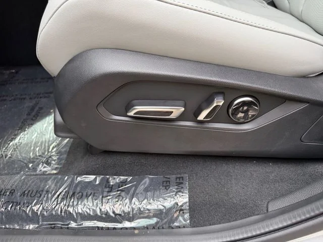 New 2026 Solar Silver Metallic Acura Technology Package image 9