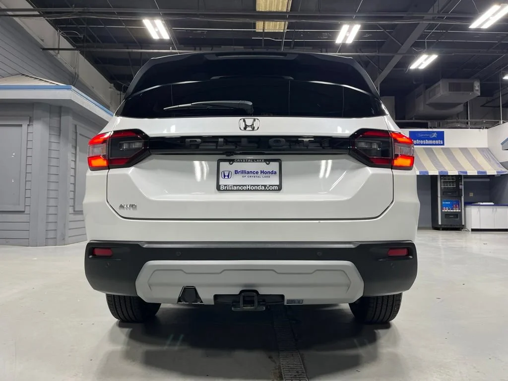 Certified Used 2023 Platinum White Pearl Honda AWD EX-L image 45