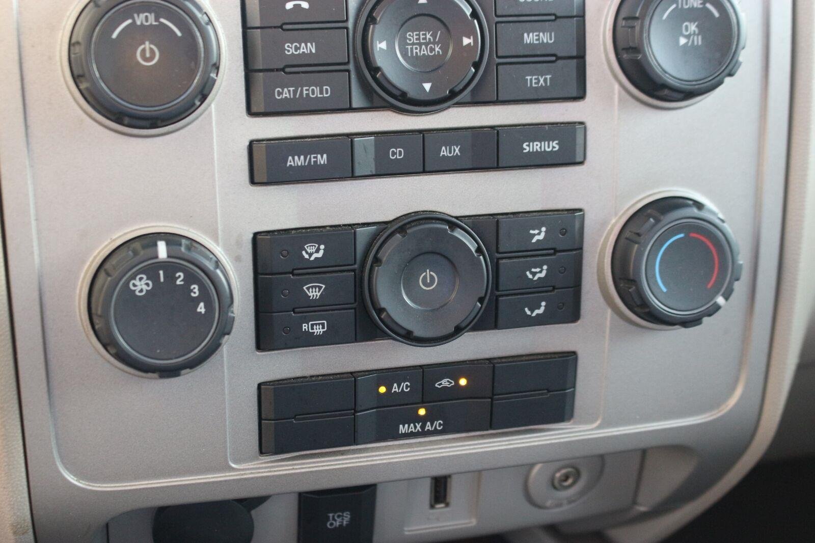 Used 2012 Blue Ford XLT image 23