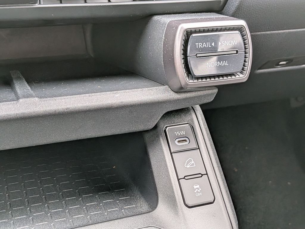 Used 2026  Toyota LE image 24