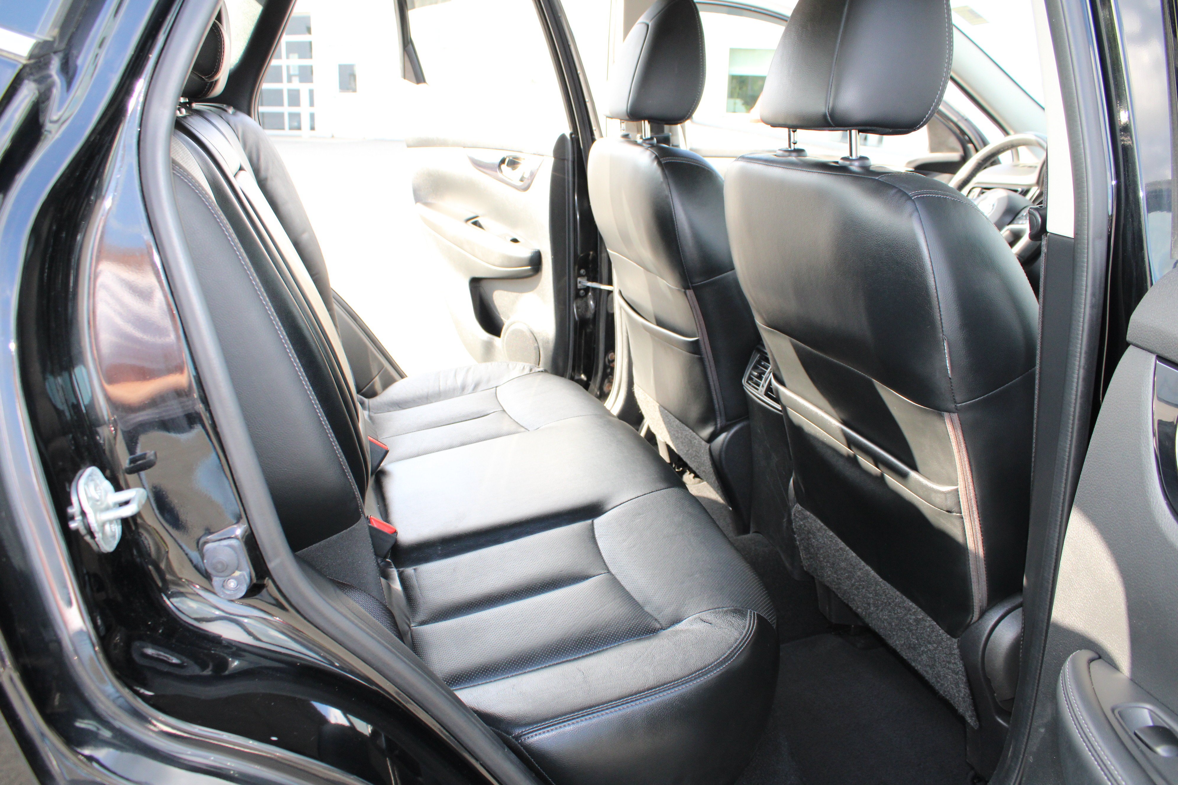 Used 2017 Magnetic Black Nissan SL image 17