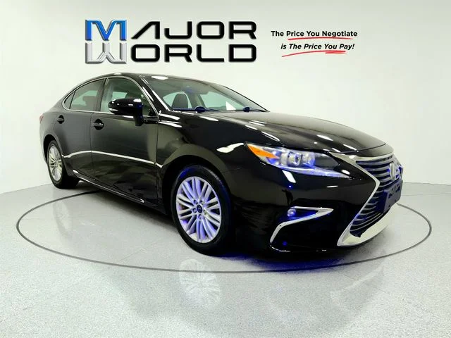 Used 2016 Black Lexus 350 image 2