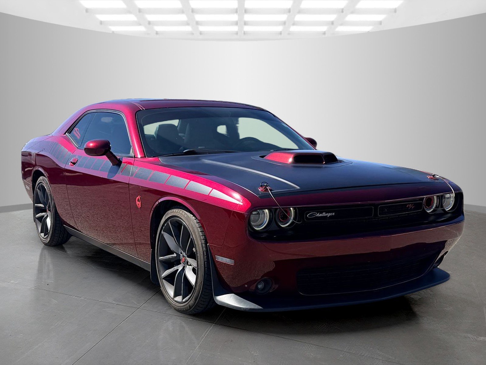 Used 2019 Red Dodge R/T Scat Pack image 3