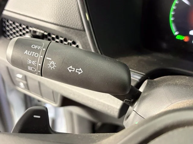 Used 2025 Silver Honda Sport-L image 31