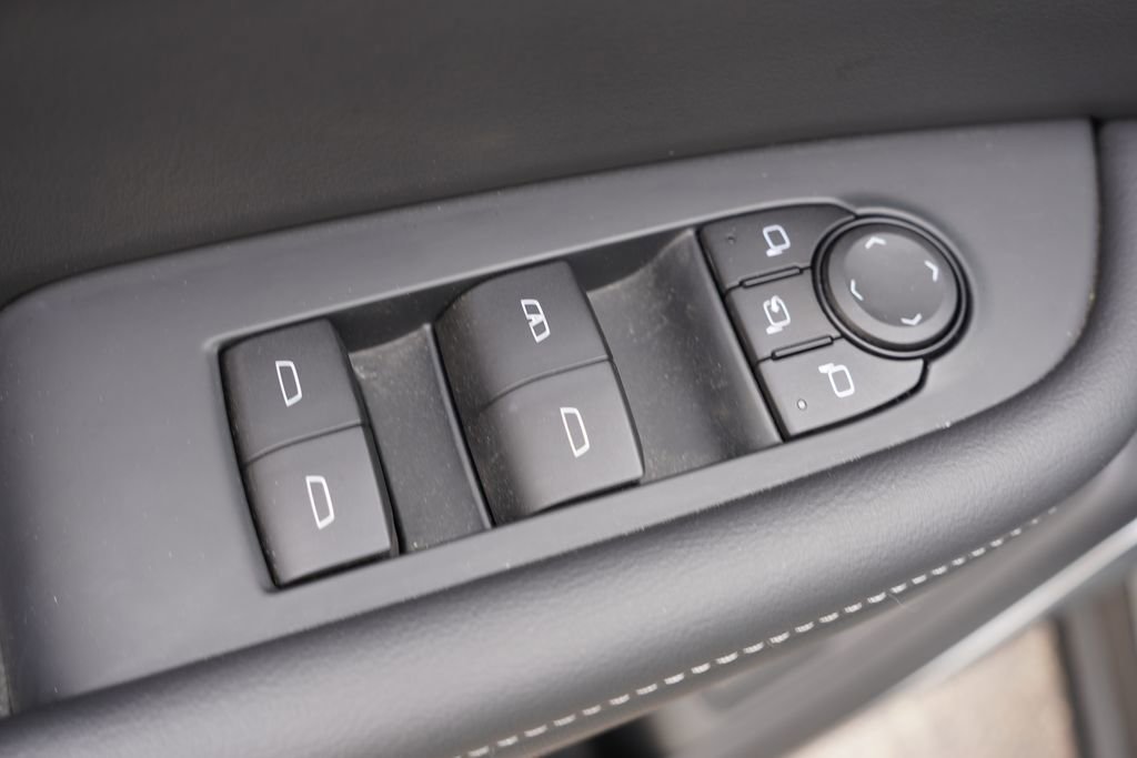 2025 Buick Enclave Preferred - Photo 23