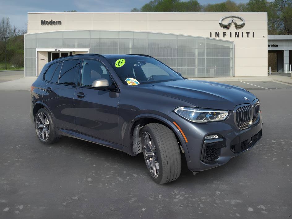 Used 2021 Arctic Gray Metallic BMW M50i image 2