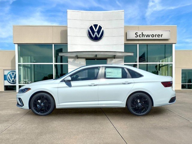 2027 Volkswagen Jetta SE