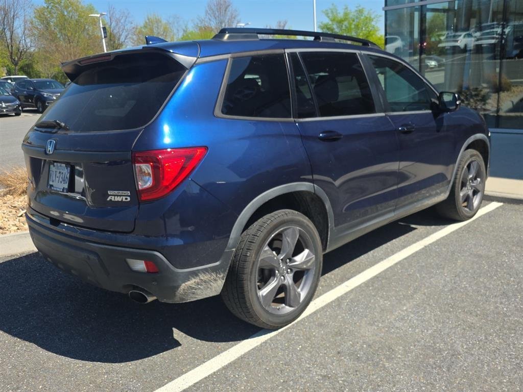 Used 2021 Obsidian Blue Pearl Honda Touring image 11