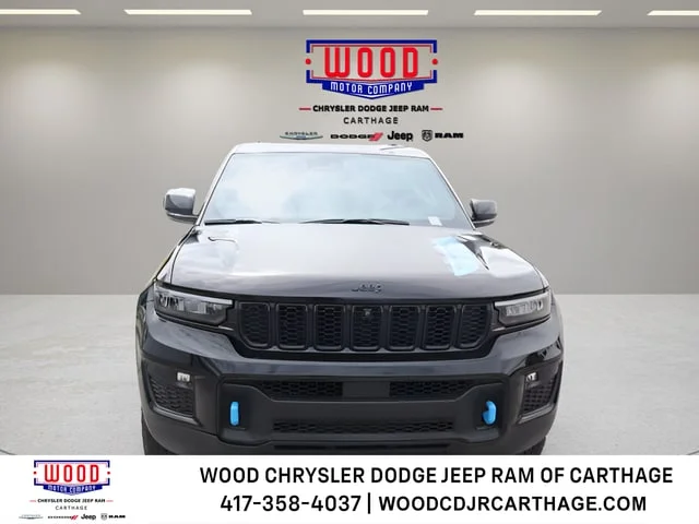 Used 2023 Diamond Black Crystal Pearlcoat Jeep Trailhawk 4xe image 9