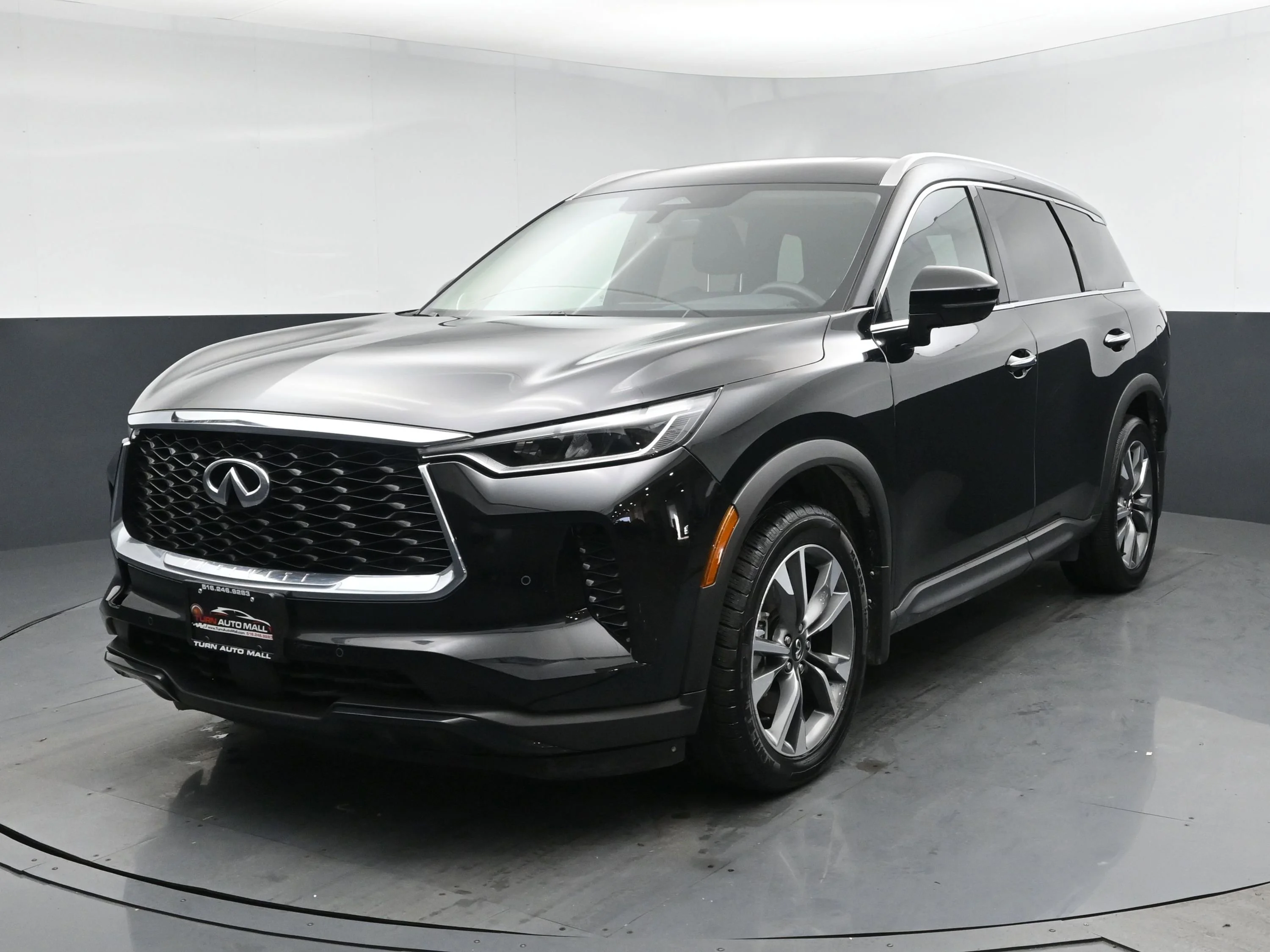 2025 INFINITI QX60 LUXE AWD's photo