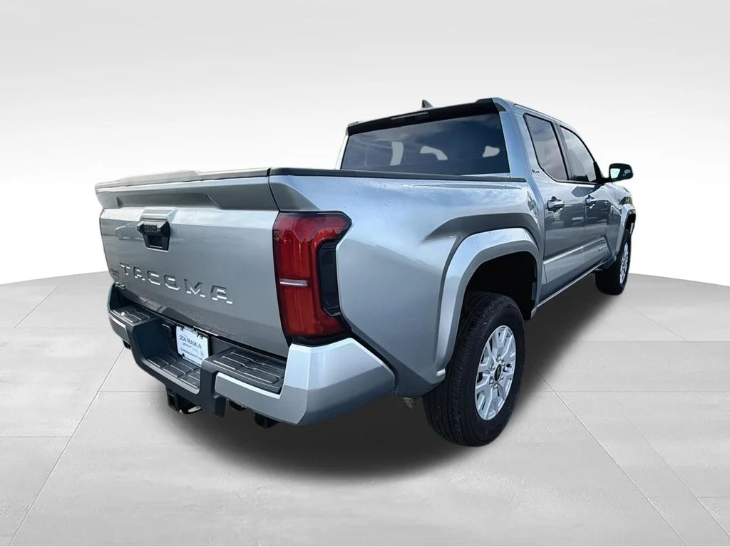 Used 2024 Silver Toyota SR5 image 6